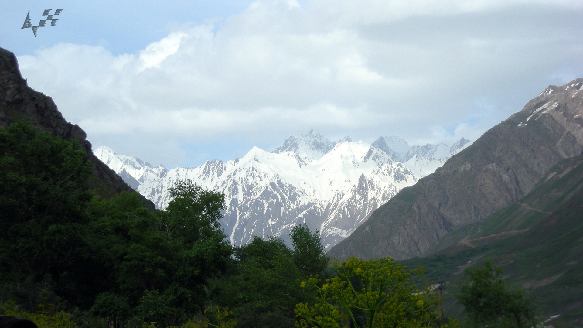 0_1805cc_7b8af0bb_orig.jpg