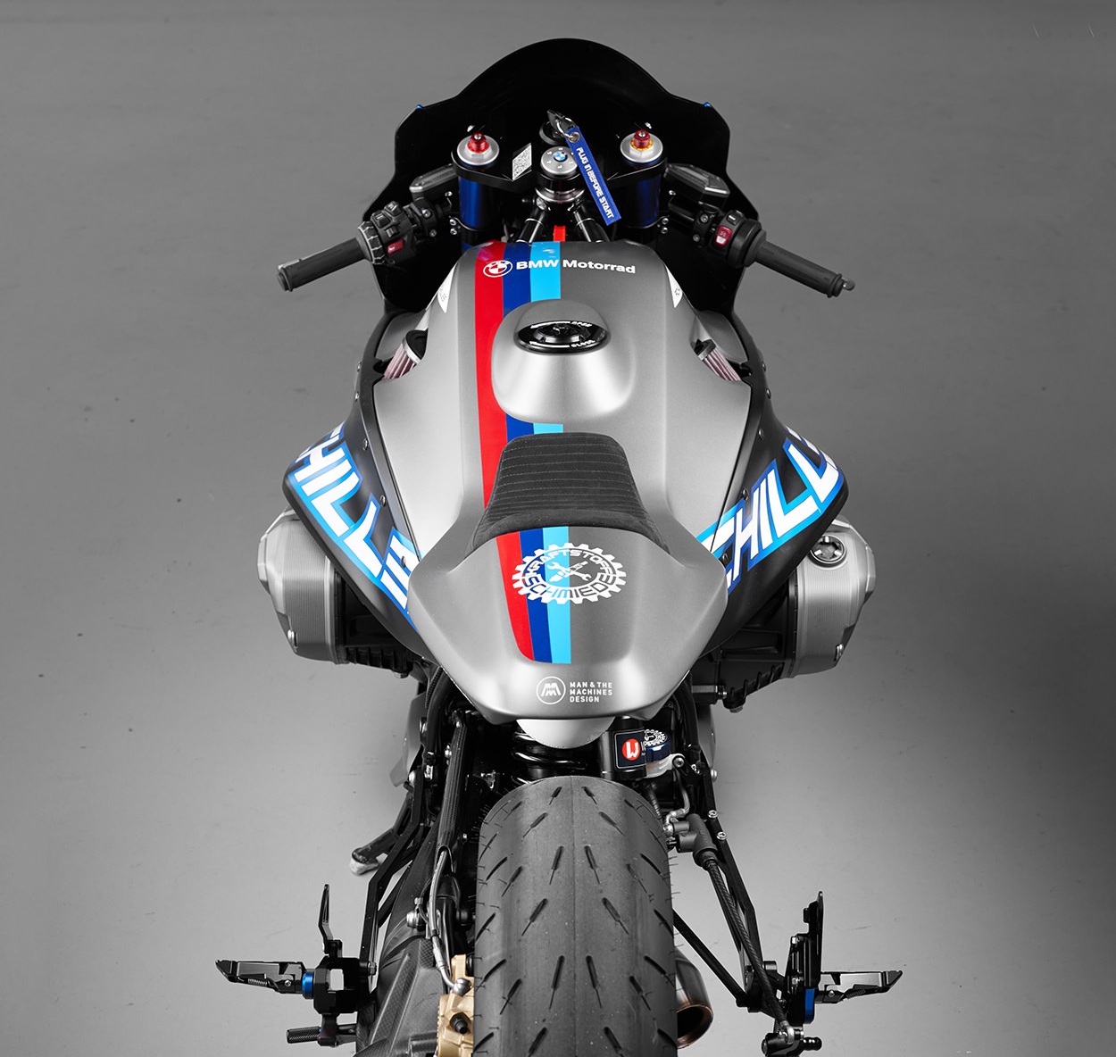 bmw-race-bike-r1250rs-3.jpg