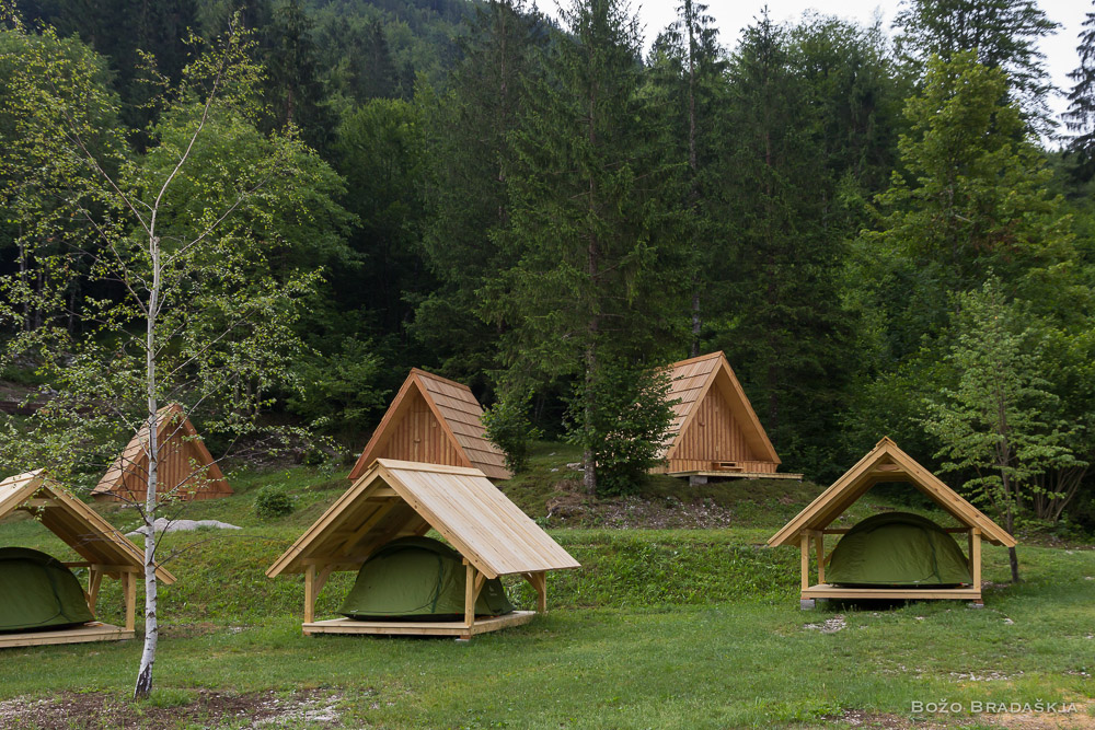 1405022526-9866-camping-korita-soca-valley-trenta-slovenia-14.jpg
