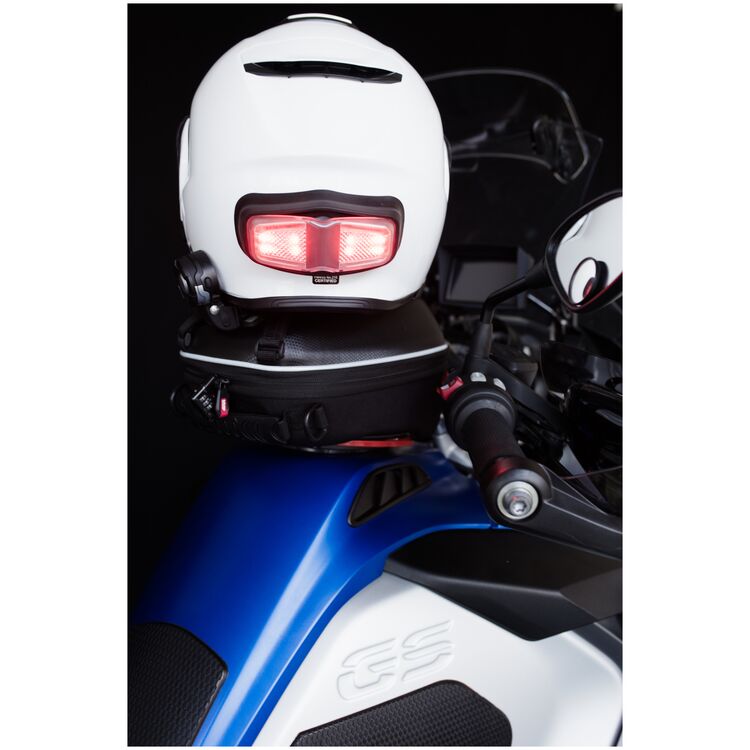 in_view_wireless_brake_and_turn_signal_system_for_helmets_750x750.jpg